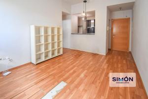 Práctico piso luminoso de 42,5 m² en Poble Nou de Manresa! photo 0