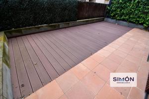 Fantástico piso seminuevo de 3 habitaciones con amplia terraza y parking, en el centro de Manresa! photo 0
