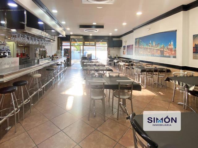¡Oportunidad Única! OPCIÓN A COMPRA Venta de local + Restaurante totalmente equipado y en funcionamiento photo 0