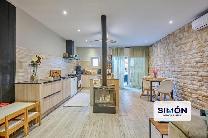 Casa doble reformada, ideal para 2 familias y lista para entrar a vivir! photo 0