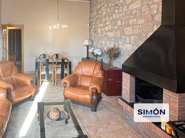 Acogedora casa rústica de 3 habitaciones en alquiler en Prats de Rei photo 0