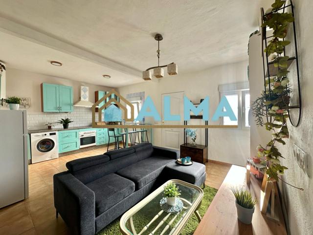 Casa en zona céntrica de Algeciras con terraza de 40m2 photo 0