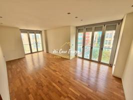 Piso En venta en Centro, Elche photo 0