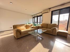 Luminoso Piso de Alquiler en el Centro de Elche – Ideal para Estudiantes photo 0