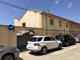 Casa adosada en venta en San Adrián photo 0