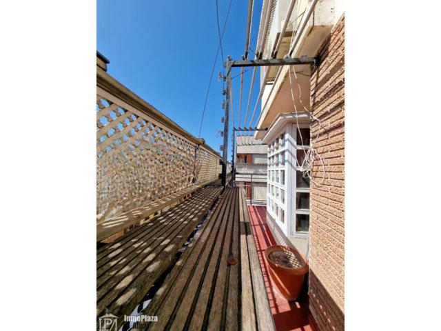 Piso en venta en Arrancapins(46008) photo 0