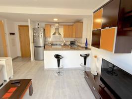 PISO DE 2 HAB, BALCÓN Y PARKING. AMUEBLADO. MUY BUEN ESTADO. photo 0