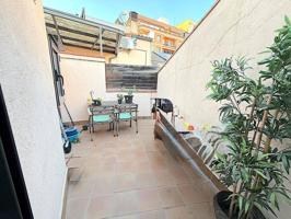 DÚPLEX CON TERRAZA Y PARKING. photo 0