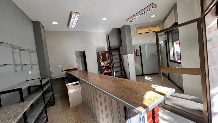 LOCAL COMERCIAL EN BAILÉN-MIRAFLORES photo 0