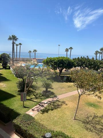 Apartamento de Alquiler en Primera Línea de Playa, (Mezquitilla) photo 0