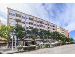 Oportunidad: piso amplio y luminoso en Avenida Cataluña photo 0