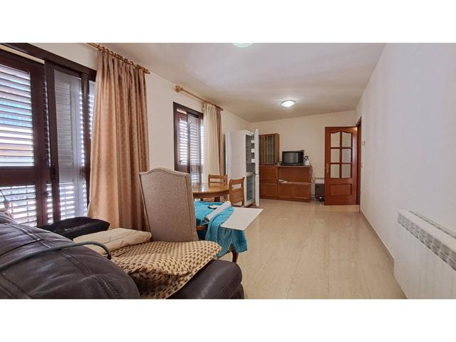 Fantástico piso en Barrios Marítimos con solarium photo 0