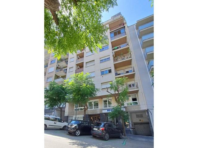 Piso con terraza, vistas a la TAP y plaza de parking photo 0