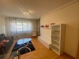 Apartamento en venta en Lardero photo 0