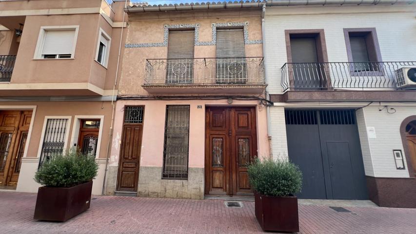 🏡 Oportunidad única en el corazón del casco antiguo de Silla 🏡 photo 0