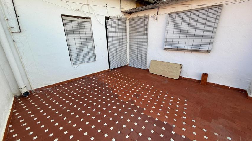 CASA EN EL CASCO ANTIGUO PAIPORTA photo 0