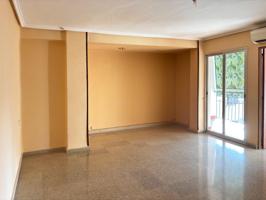 Se vende Magnifico Piso Zona Alguer-Ayora - Pacheco y Torrens Inmobiliaria. photo 0