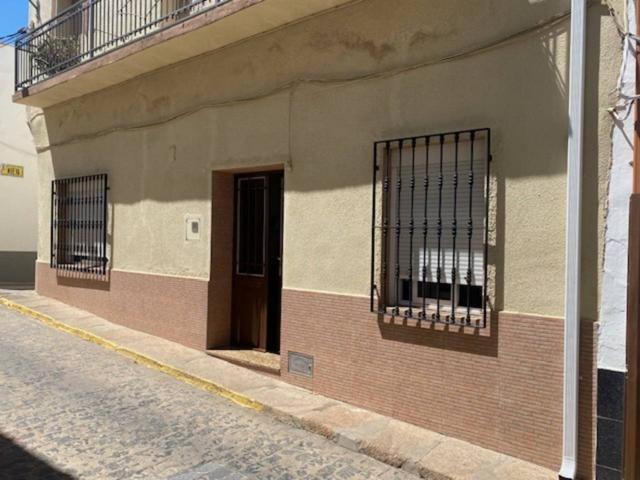 Vivienda en Calle Badajoz (Barcarrota) photo 0