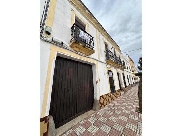 Vivienda Calle Rafael Sánchez (Oliva de la Frontera). photo 0