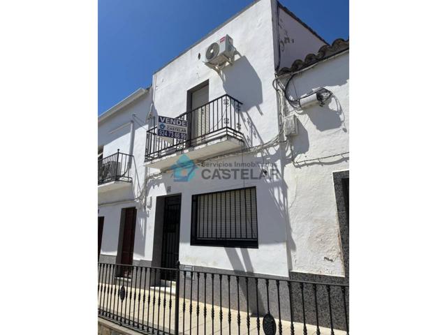 Vivienda en Avda. Conquistadores de Bradenton (Barcarrota) photo 0