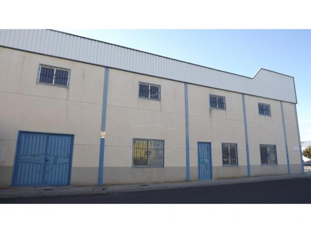 Nave Industrial en carretera principal photo 0
