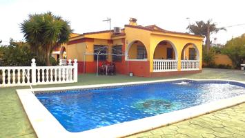ESTUPENDO CHALET CON PARCELA EN EL RINCO (Punta Umbria) photo 0