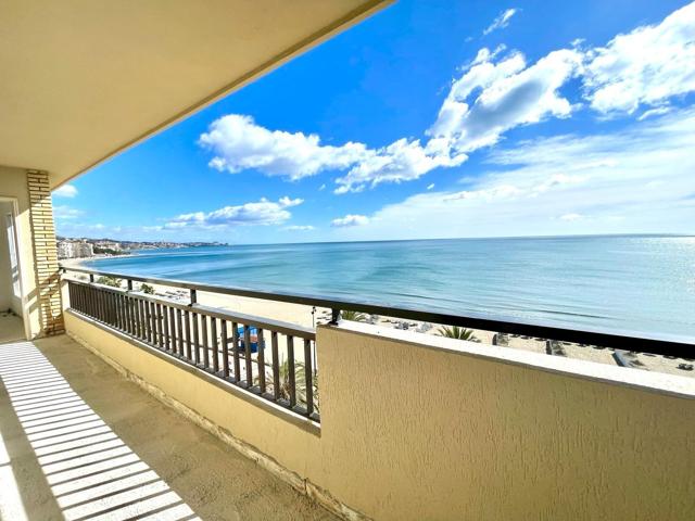 ¡Vive el Sueño Junto al Mar en Fuengirola! Apartamento de Ensueño en el Paseo Marítimo photo 0