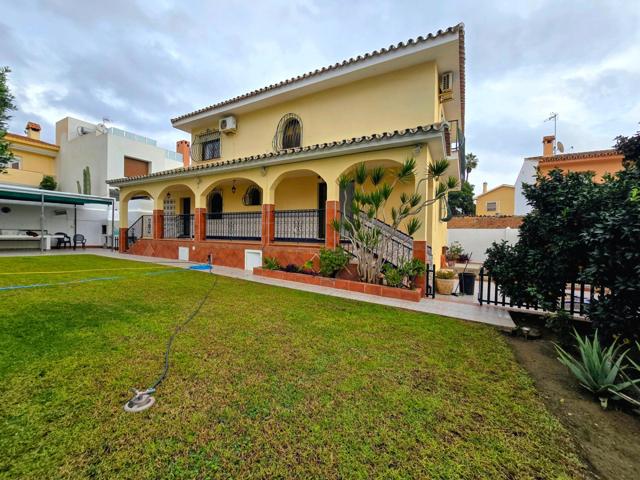 Casa En venta en Mijas Costa, Mijas photo 0