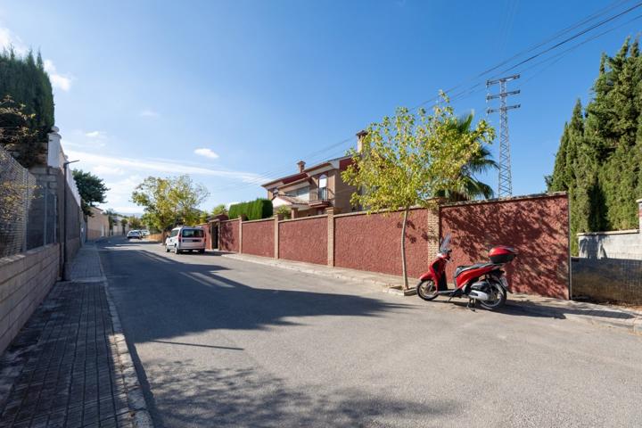 Impresionante villa de cuatro plantas en Urbanización los Cerezos de Gojar!! photo 0