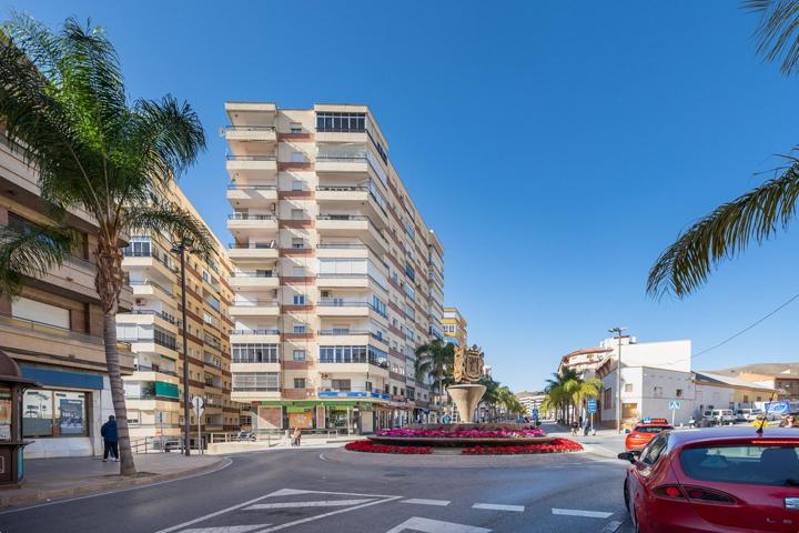 Piso En venta en Av. De Salobreña, Motril photo 0