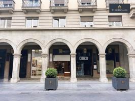 🏙️ Local comercial en zona prime — frente al Hotel Meliá, pleno centro de Granada photo 0