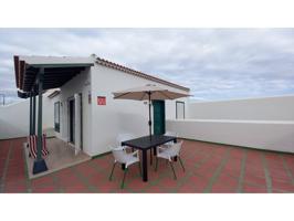 PISO CON AMPLIA TERRAZA EN ABADES photo 0