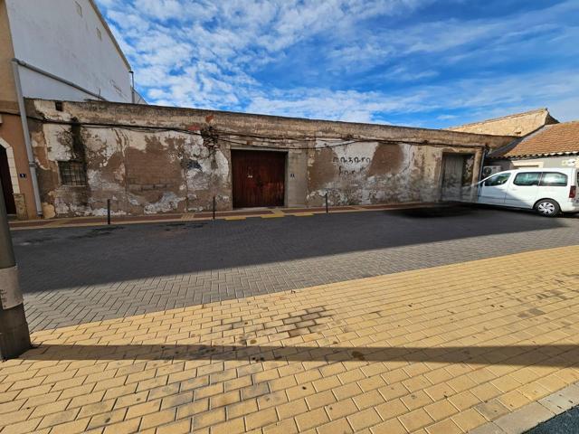 SE VENDE LA ANTIGÜA ALMAZARA DE LAS CUEVAS DE REYLLO photo 0