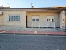 🏡 Amplia casa en venta en Lobosillo – Ideal para familias grandes 🏡 photo 0