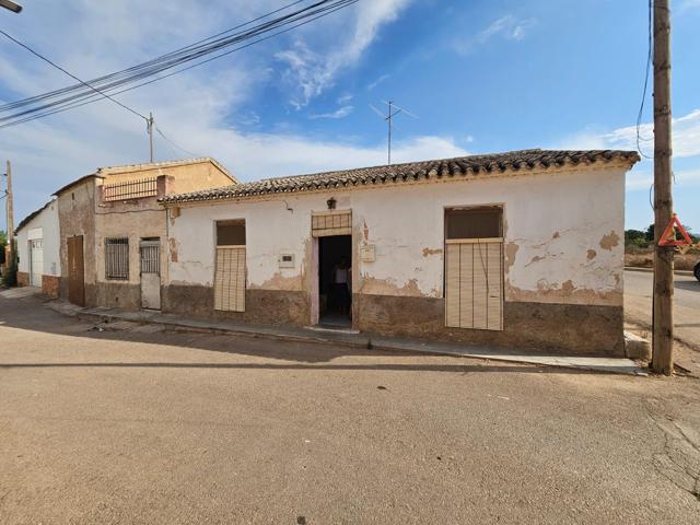 ¡OPORTUNIDAD! Casa de Planta Baja con Gran Patio en Campillo de Arriba – Para Reformar photo 0