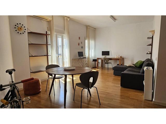 Piso en venta en Santa Catalina(41003) photo 0