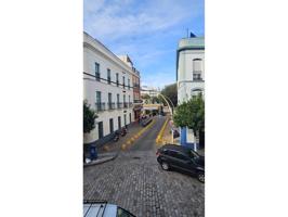 Piso en venta en Feria-Alameda(41003) photo 0