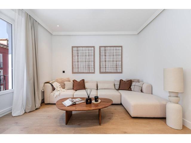 PISO EN VENTA EN LA ZONA DE MALASAÑA-UNIVERSIDAD photo 0