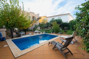 Casa chalet con 2 viviendas independientes photo 0