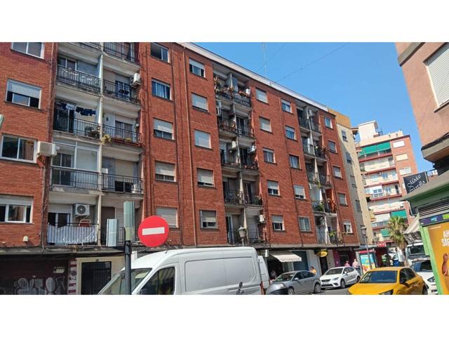 Oportunidad en Nou Moles! photo 0