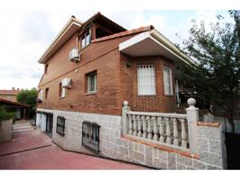 Casa en venta en Torrelaguna photo 0
