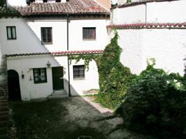 Casa unifamiliar en venta en Torrelaguna photo 0