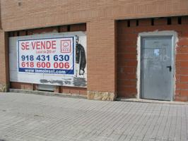 Local en venta en Torrelaguna photo 0