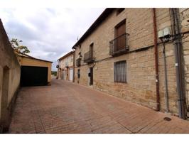 Casa adosada en venta en Torremocha de Jarama photo 0