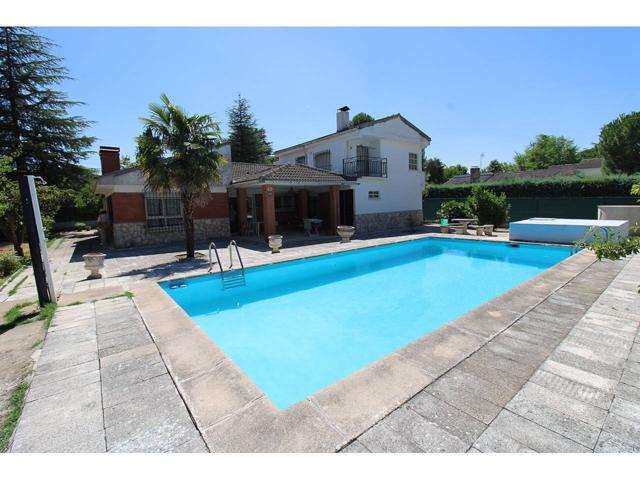 Chalet unifamiliar en venta en Uceda(19188) photo 0