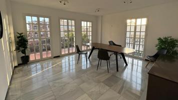 EXCLUSIVO PISO EN UN EMBLEMÁTICO EDIFICIO DE MARBELLA photo 0