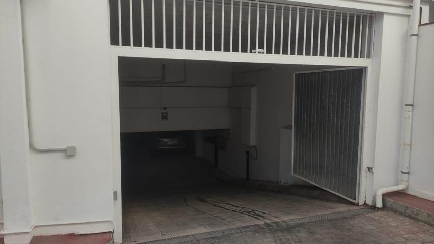Plaza de garaje en alquiler – Edificio emblemático en pleno centro de Marbella photo 0