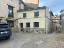 Casa - Chalet en venta en Atienza de 100 m2 photo 0