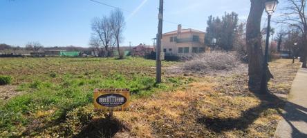 Terreno en venta en Espinosa de Henares de 747 m2 photo 0