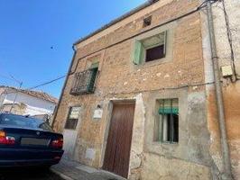 Casa - Chalet en venta en Mandayona de 187 m2 photo 0